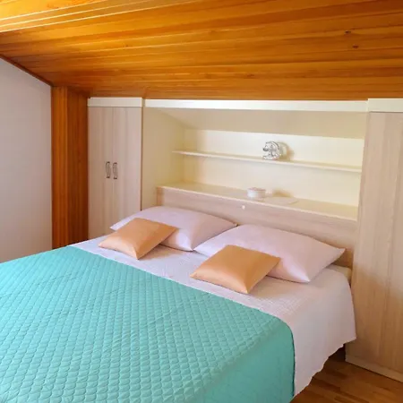 Апартаменты Sweet And Simple Sea View Цриквеница