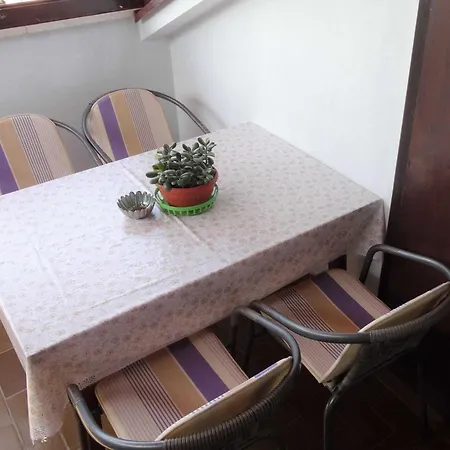 Sweet And Simple Sea View Апартаменты Цриквеница